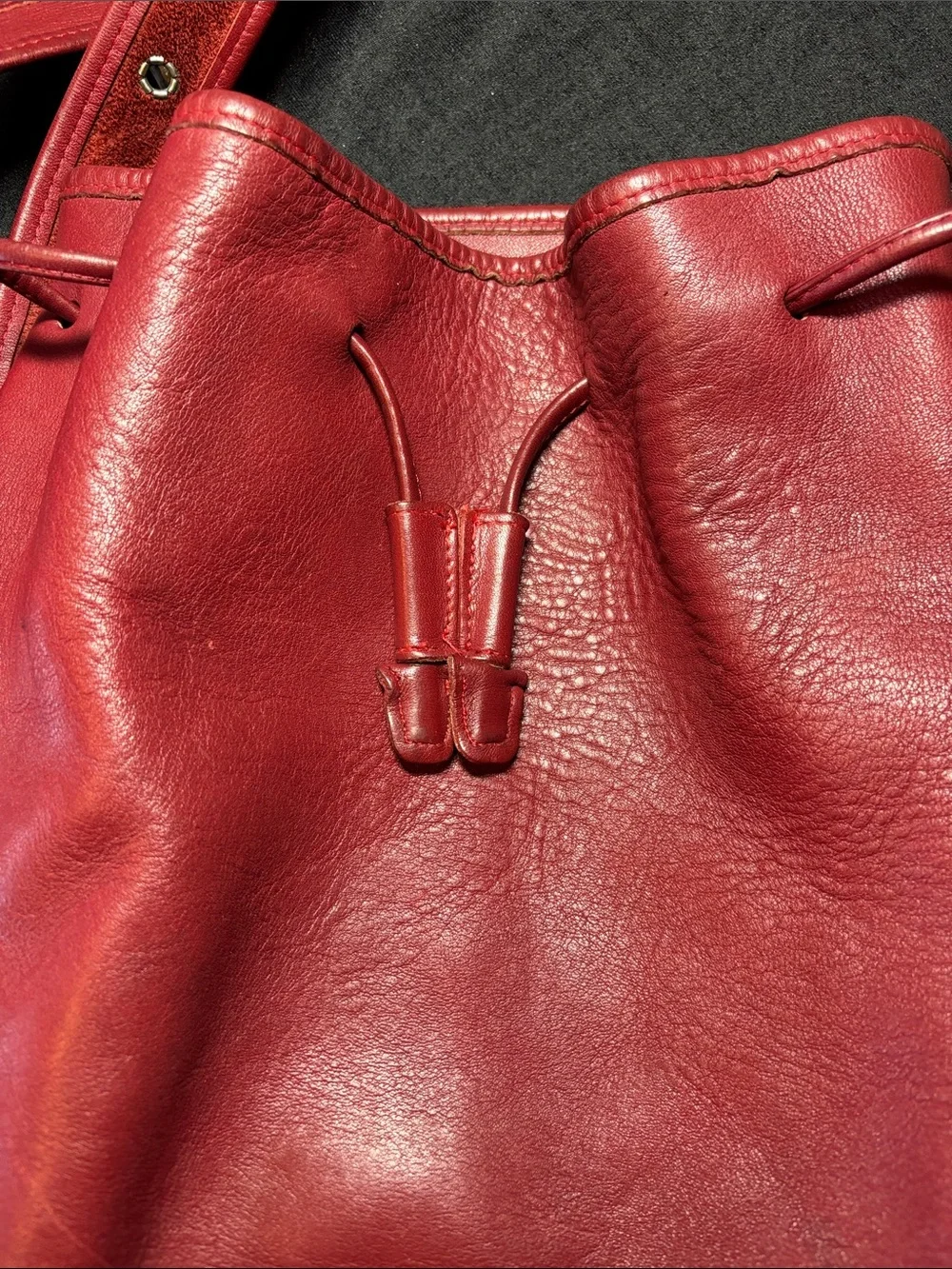 Classic Coach Burgundy Red Leather Drawstring Shoulder Bag